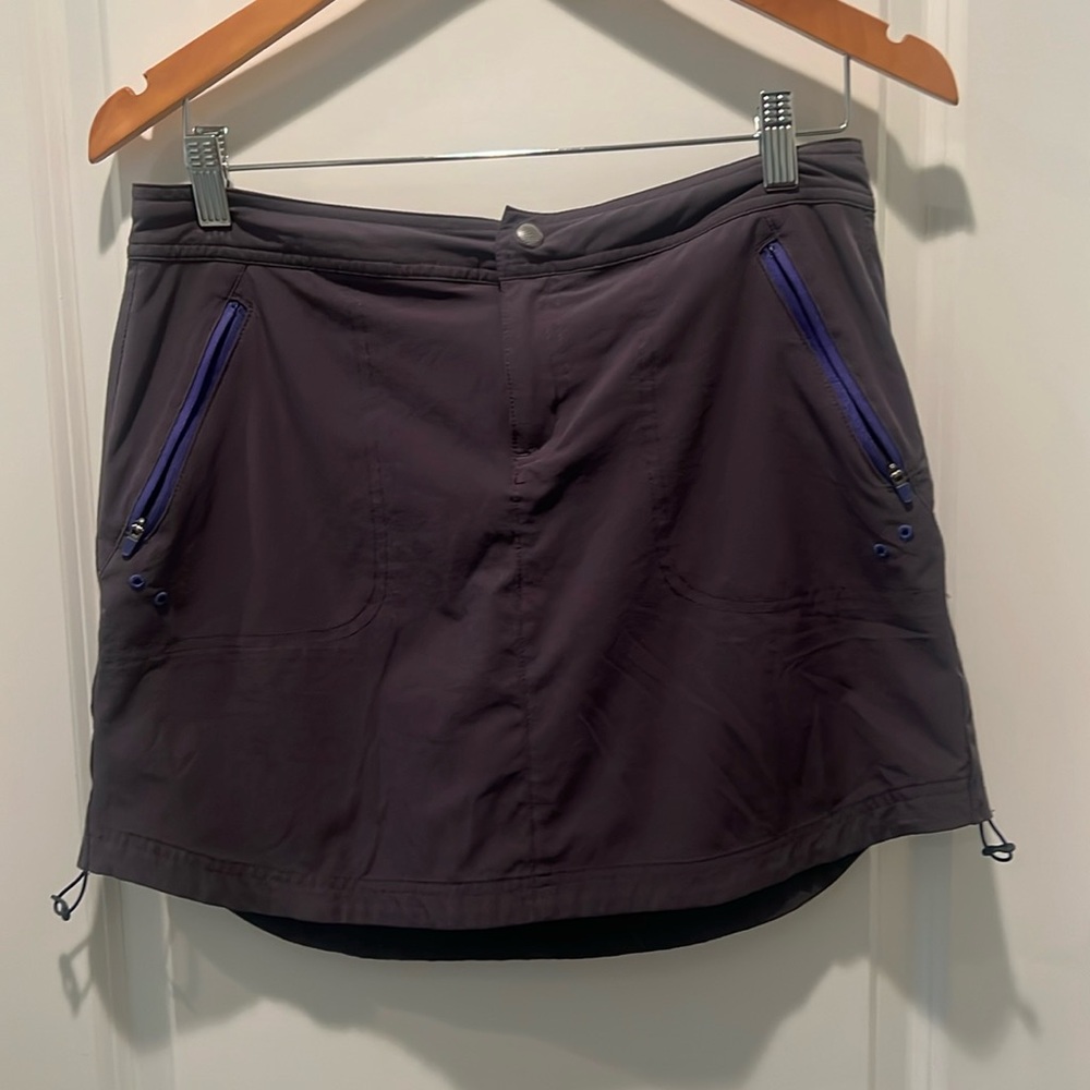 Title Nine athletic skort, gray with purple accents. Size 6